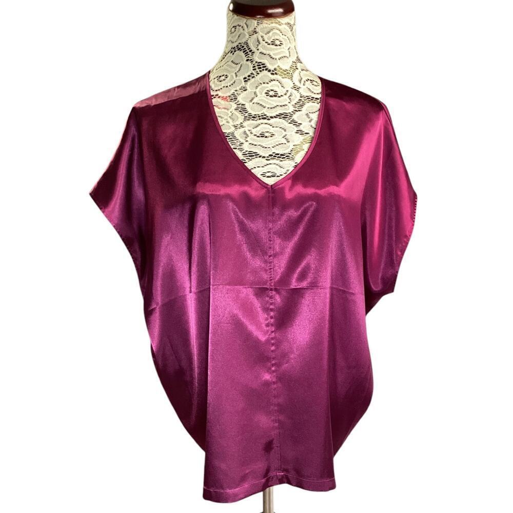 Chicos silky blouse V-neck Women Size 3 (XL/16) purple